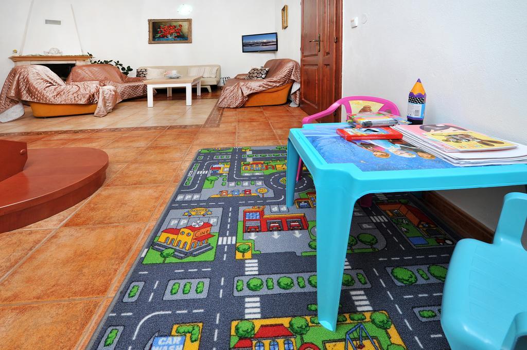 Pension Villa Kunerad Vysoke Tatry Ngoại thất bức ảnh